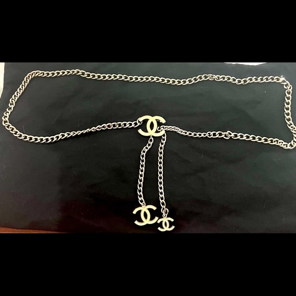 CHANEL- Authentic- CC chain link belt- SILVER - Picture 1 of 6
